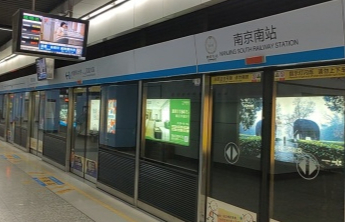 一律师向地铁索赔2块钱，有大学生也曾这样做！结果……