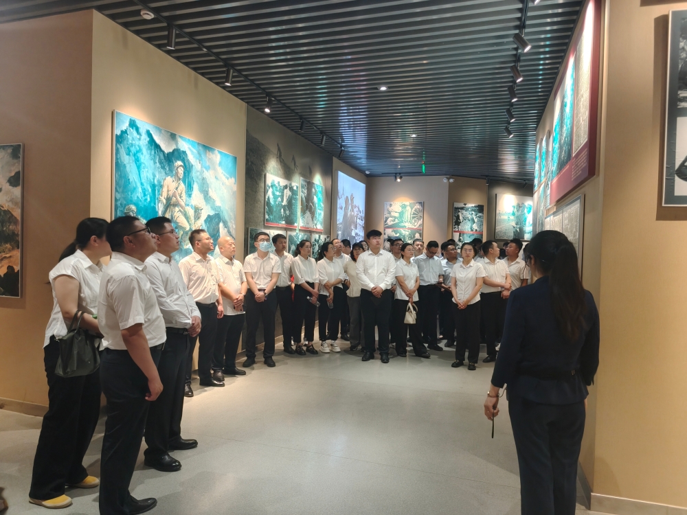 蒙阴县组织开展县直机关入党积极分子“进基地、话初心、树正气”现场教学