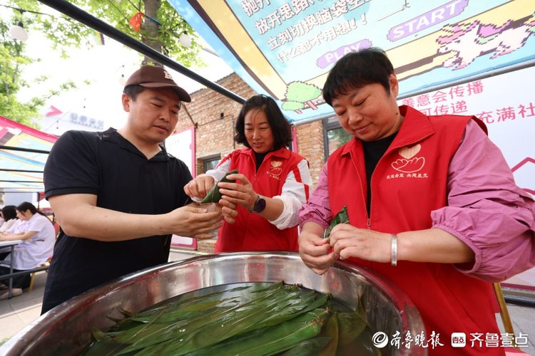 图集|两区携手建联盟、倡新风!烟台举办移风易俗主题宣传活动