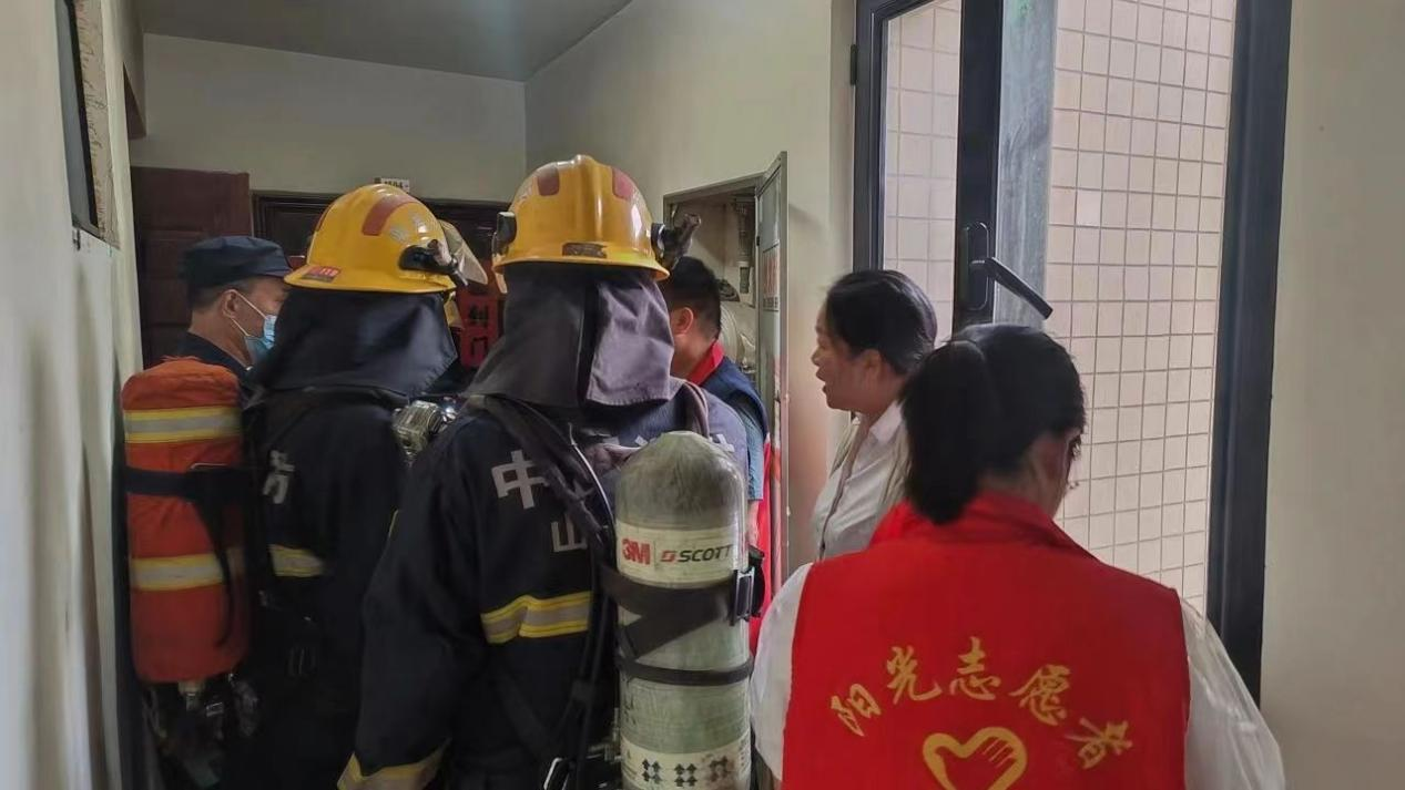 反应迅速  逆火而上