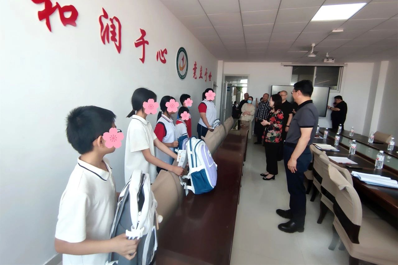 东营市民政局开展“六一”困境儿童走访慰问