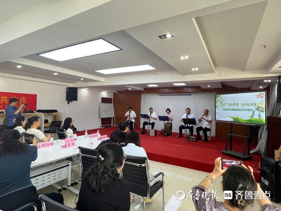 鸡蛋托巧手变“龙舟”，省派工作队联合志愿队打造社区端午新玩法