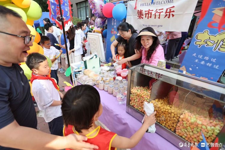 当六一遇上端午,济南望岳路小学“童趣集市”开市啦