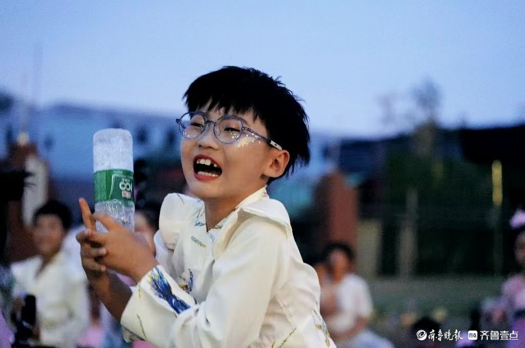 做自己的光，济南市天桥区枫景小学庆六一嗨起来