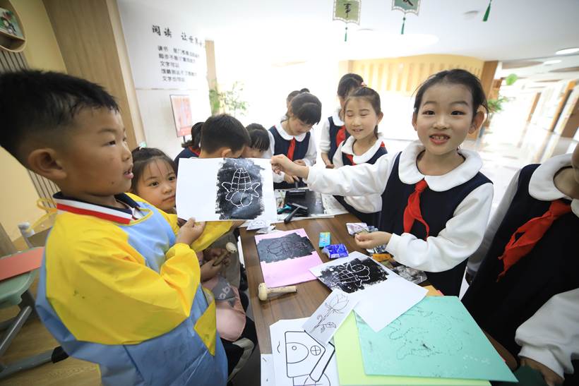 让阅读可触可感！张店区昌国小学举办沉浸式游园活动