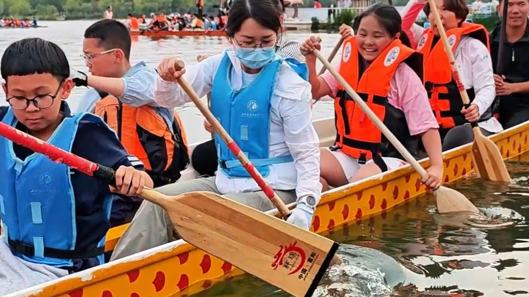 果然视频|潍坊市“童趣龙舟 粽享竞渡”主题体验活动欢乐启航