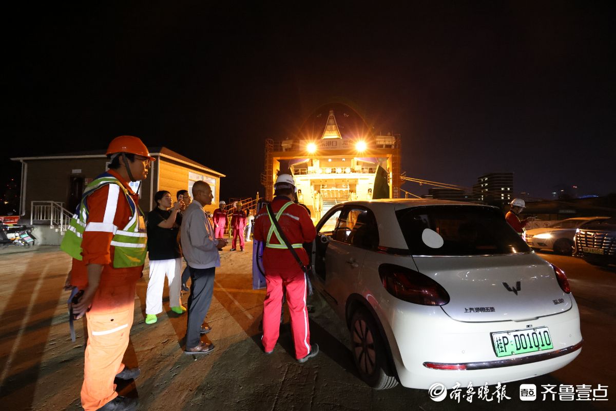 烟台，新能源汽车“过海”