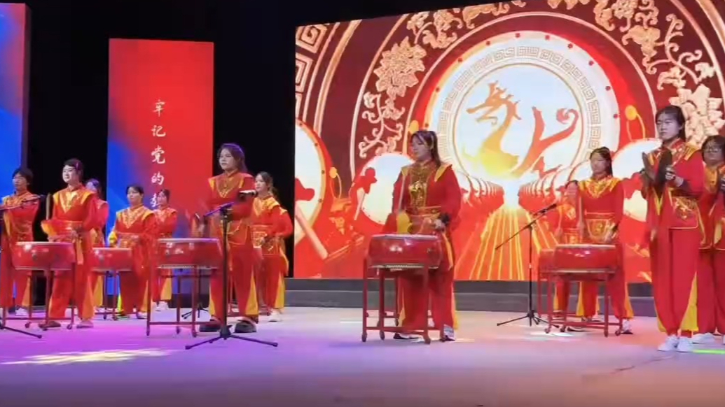 果然视频｜诗文诵读表彰好少年，鹏泉实验小学六一联欢会精彩纷呈
