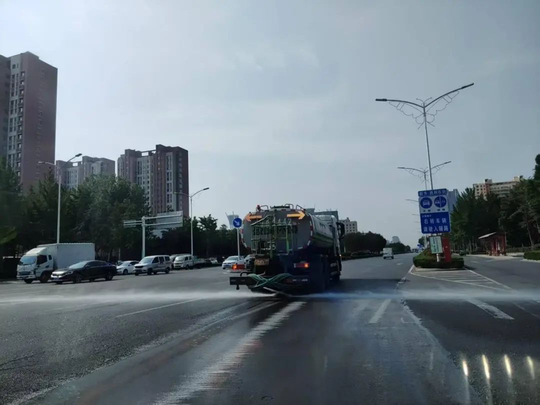 潍坊中心城区全面启动道路“降温洁净”模式
