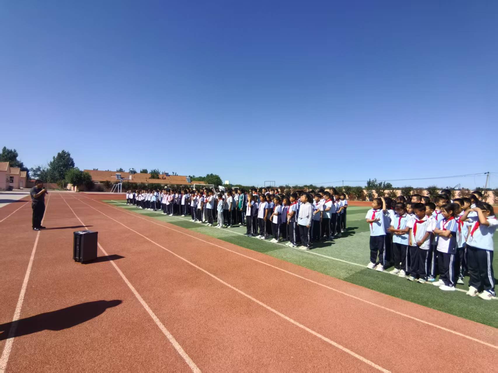 2025年汀罗镇中心小学”校长杯”足球比赛圆满举行