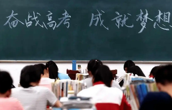 2025年山东高考报名考生首次突破100万