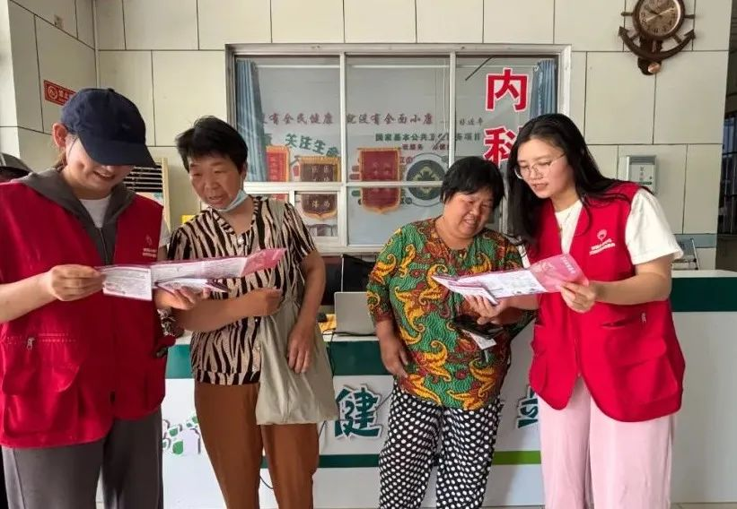 阳信县洋湖乡开展妇女“两癌”防治知识宣传活动