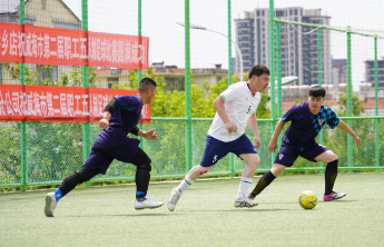 “联通杯”威海市第二届职工五人制足球比赛激情开赛
