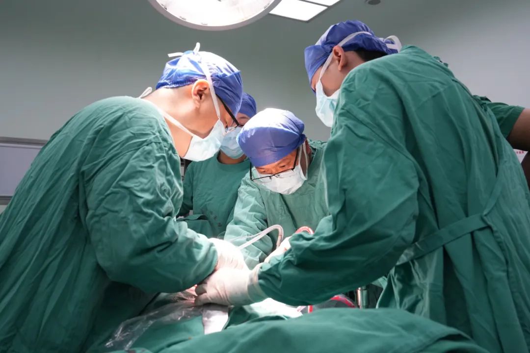 单县中心医院：多学科联手成功切除巨大腹膜后肿瘤 开启生命新篇