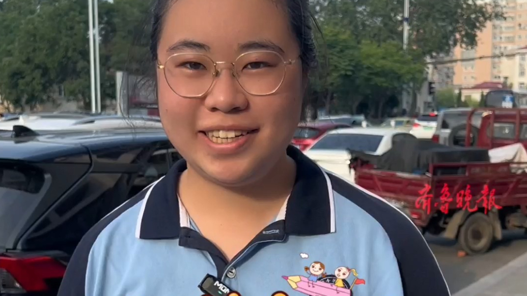果然视频|“高考加油”！考试在即，学弟学妹为高三学子鼓劲打气