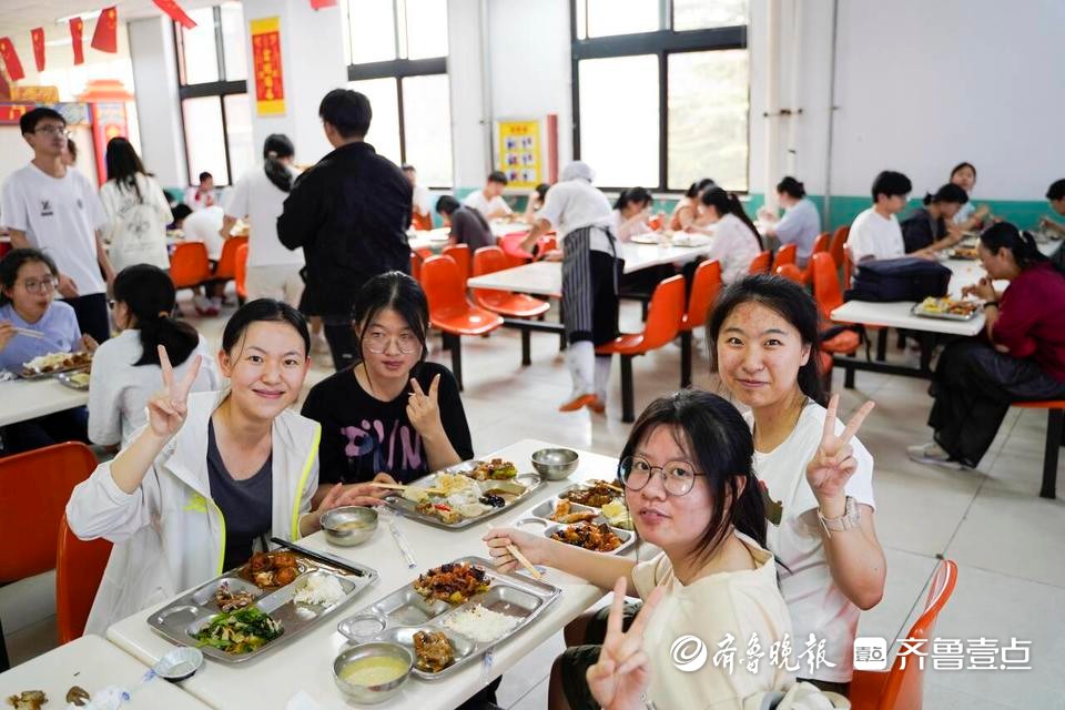 饺子！骄子！烟台青华中学临门一“饺”迎高考