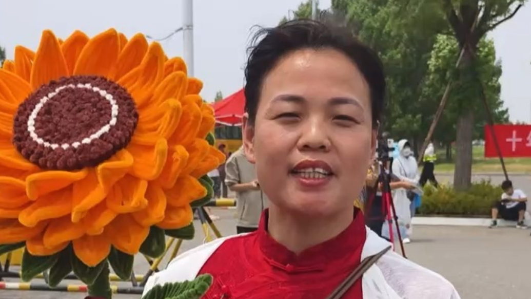 家长手工编织的向日葵，祝福惠民学子一举夺魁