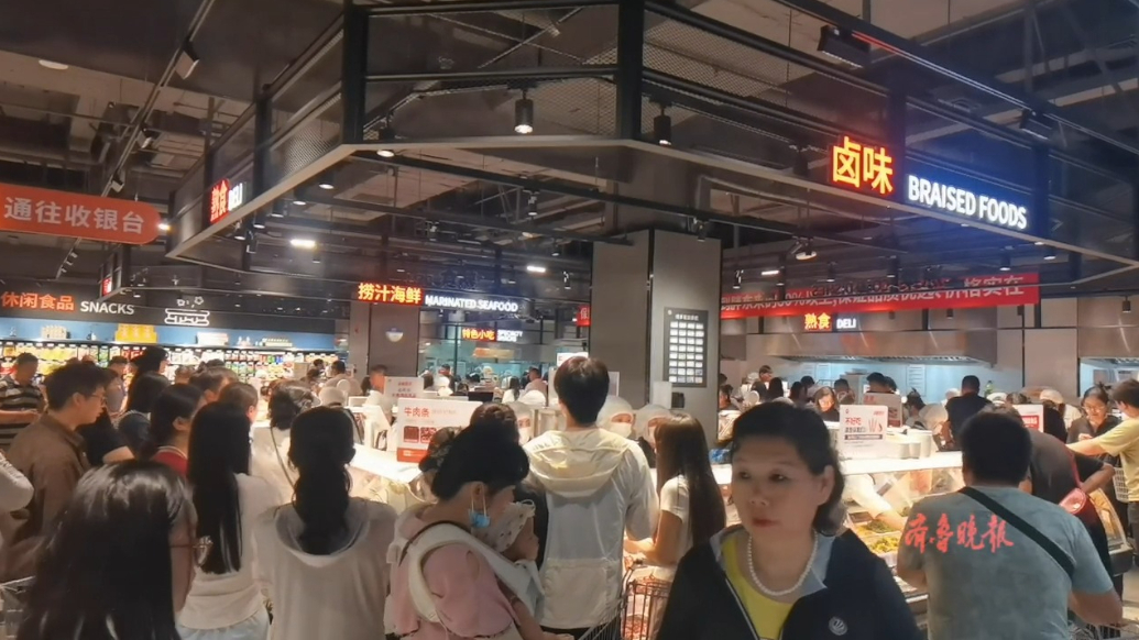 果然视频|部分产品一货难求，“胖改”后济南这家超市持续火爆