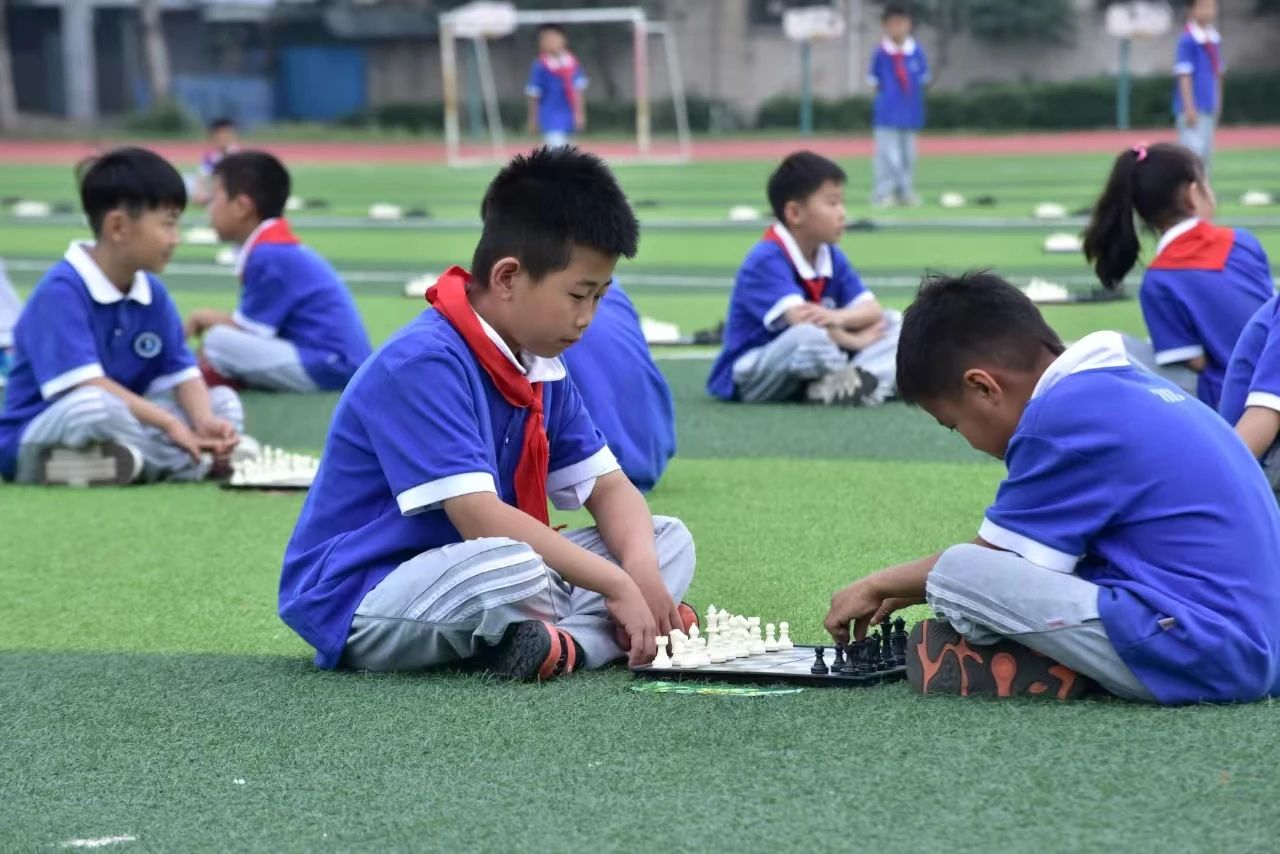 首届沂河新区智力运动会暨青少年国际象棋比赛举行
