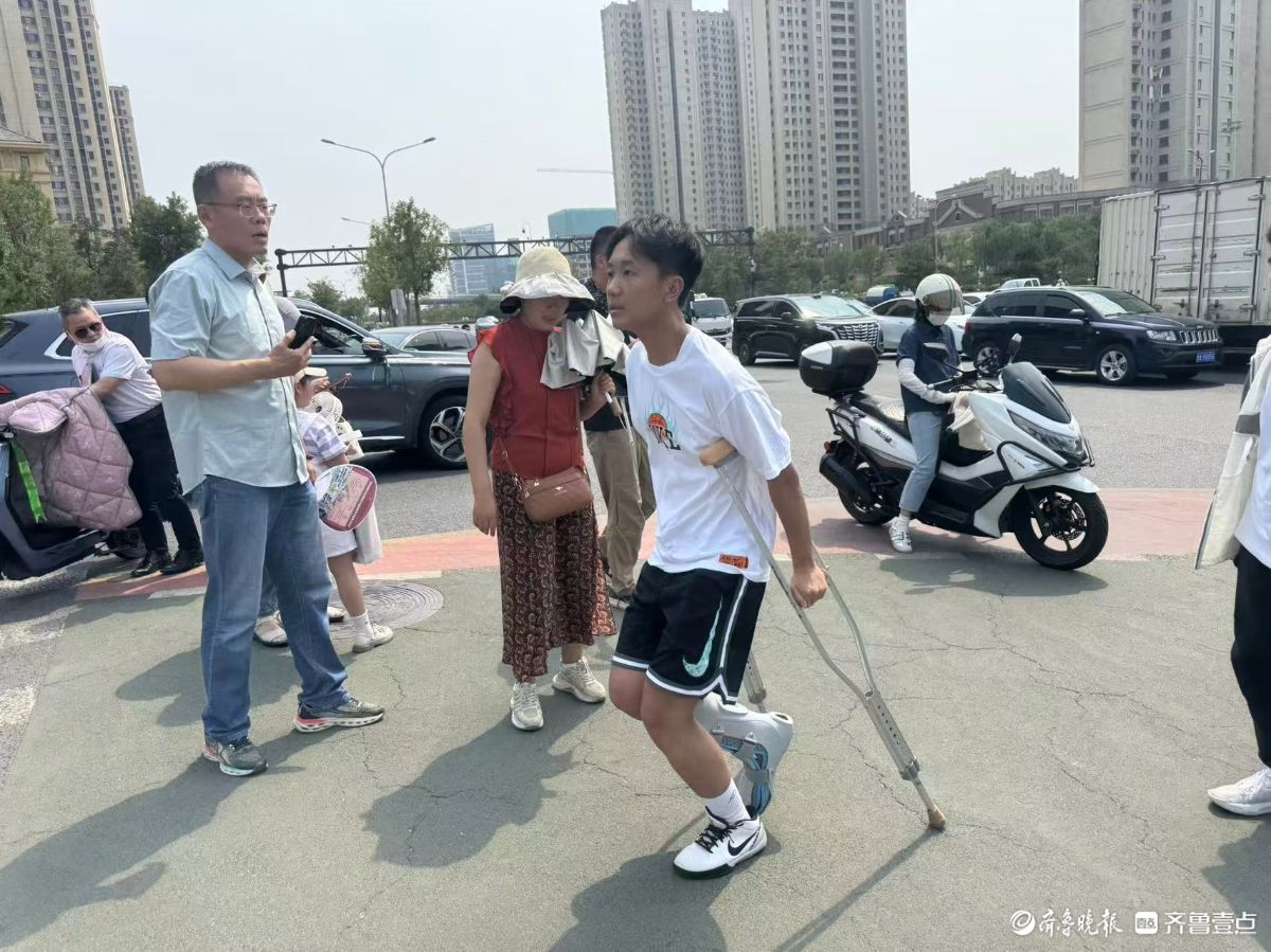 一生一次，“负重”前行全力以赴