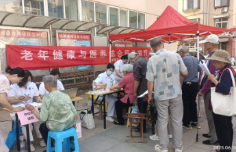 健康守护 温暖到家，济南市第七人民医院为老人送上贴心查体服务