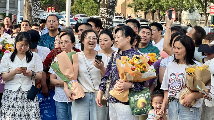 壹直播|高考收官，未来可期！烟台二中考点现场直击