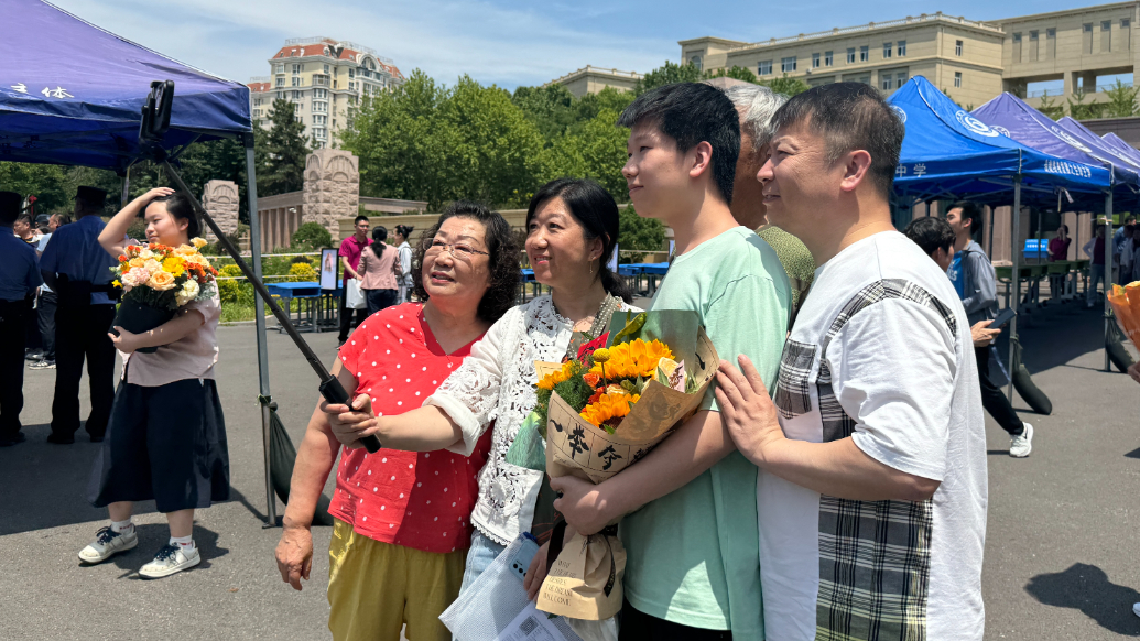 果然视频丨生物比任何一套模拟题都简单！考生感谢上一届学长学姐