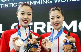 乒超联赛激战正酣，中国队即将出战男排、花游，收好这份观赛指南