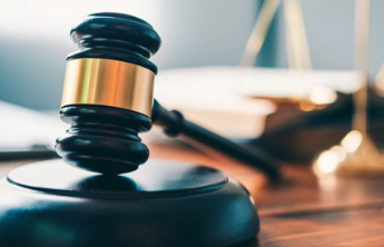 冯兴振、邹进、江先奎、何斌、黄泽俊被提起公诉
