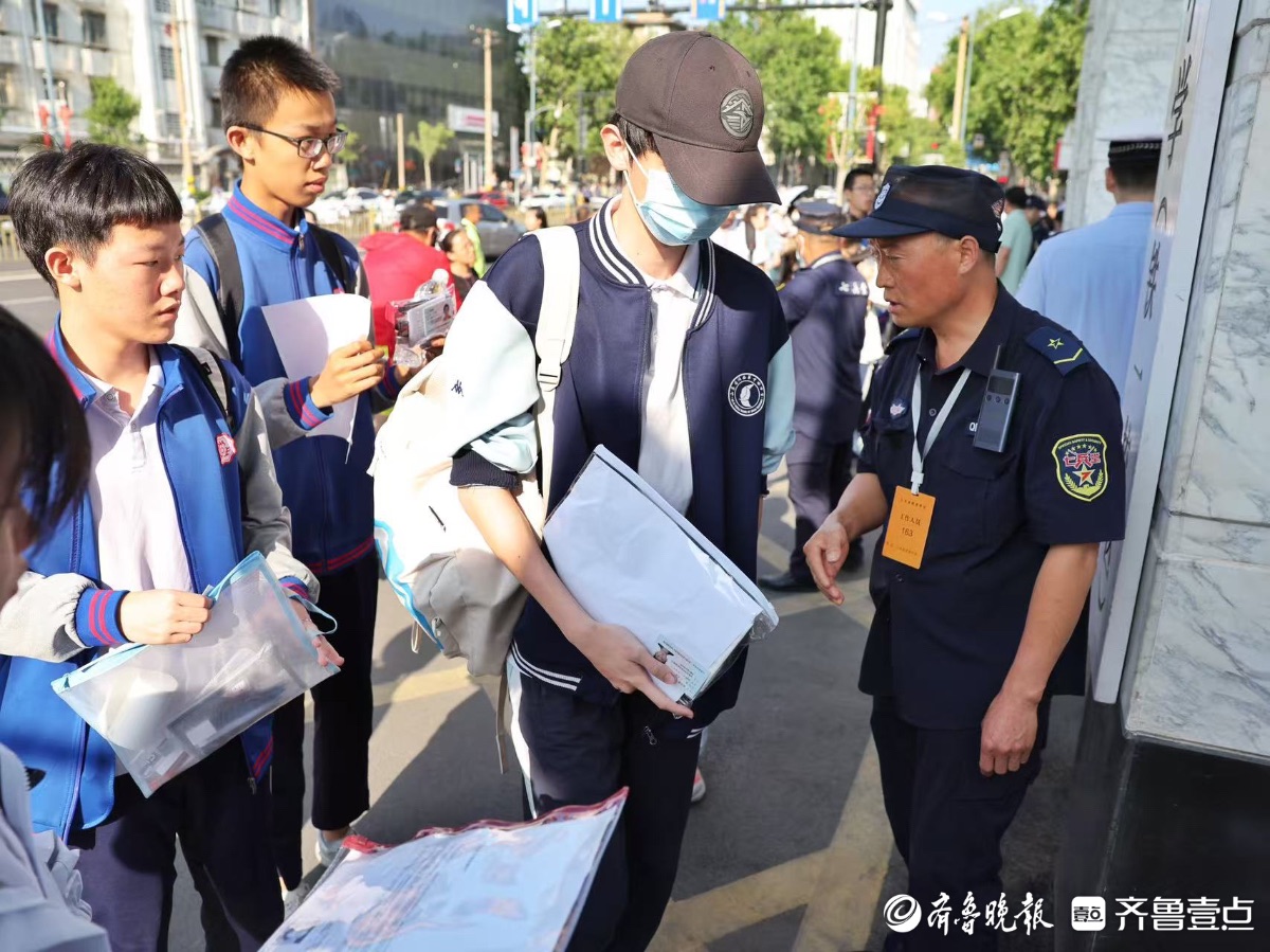 济南中考今日开考，考生精神抖擞迎接挑战