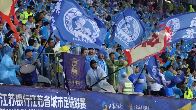舆见·观潮 | 从“村超”到“苏超”，折射出公众对足球运动纯粹性的强烈渴望