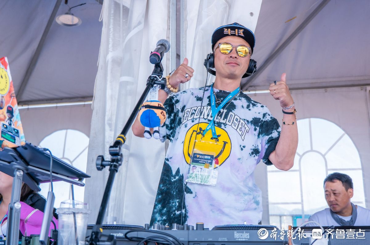 图集丨致敬2025世界沙滩排球职业巡回赛幕后的“隐形冠军”