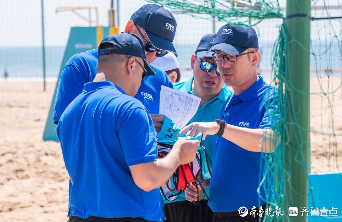 图集丨致敬2025世界沙滩排球职业巡回赛幕后的“隐形冠军”