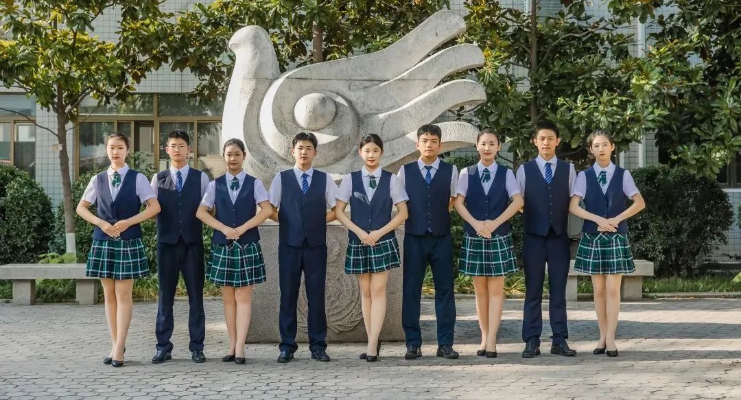济南七中发布2025年航空服务艺术与管理特色课程班招生简章