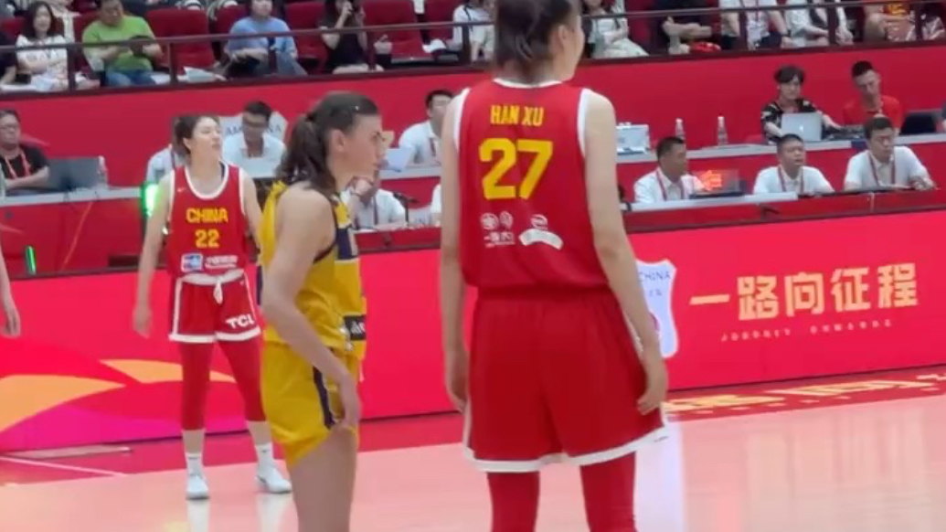 果然视频|高度无敌！韩旭、张子宇同时登场，中国队尝试双塔战术