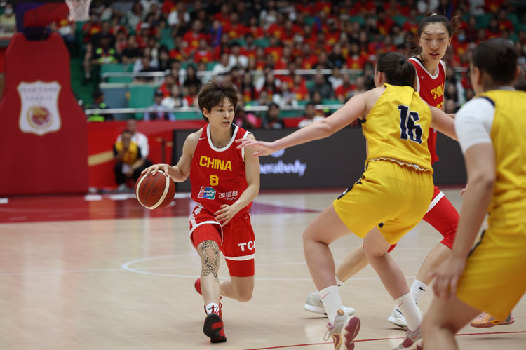 图集|中国女篮热身赛124:57大胜波黑,张子宇得到16分