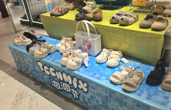 从单一到多元 夏日“洞门”市场开启潮流大战