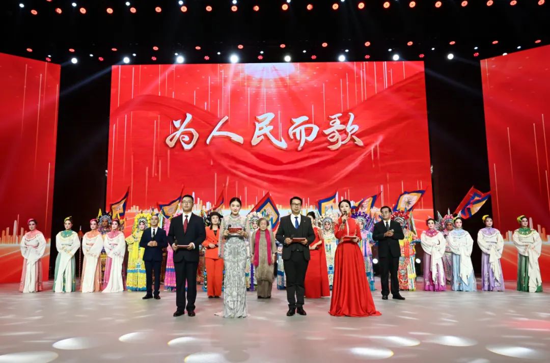 成武县举办基层文化宣传汇演暨移风易俗典型模范颁奖活动