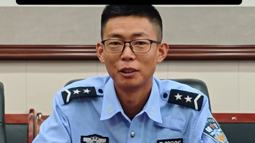 果然视频丨体重相差40斤，泰安辅警张秀振往返游泳十几米勇救落水者