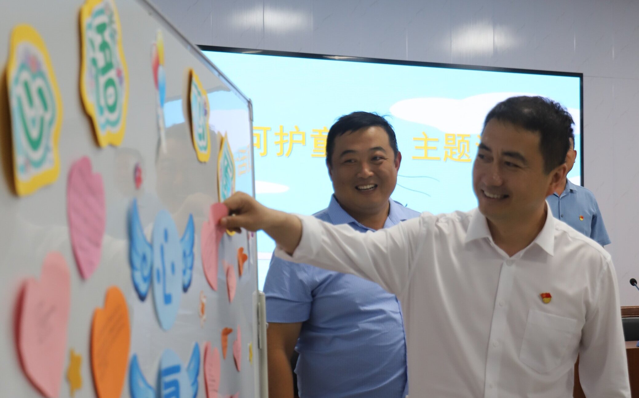 利津河务局点亮北宋镇实验学校学生的微心愿