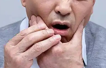 牙周病：“难以启齿”源于长期忽视