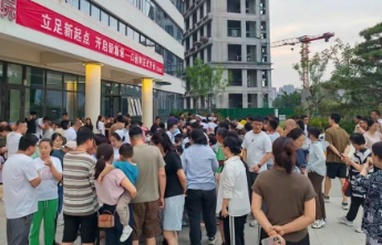 中医药文化点亮夜生活！德州联合医院东院区“中医夜市”火爆开市