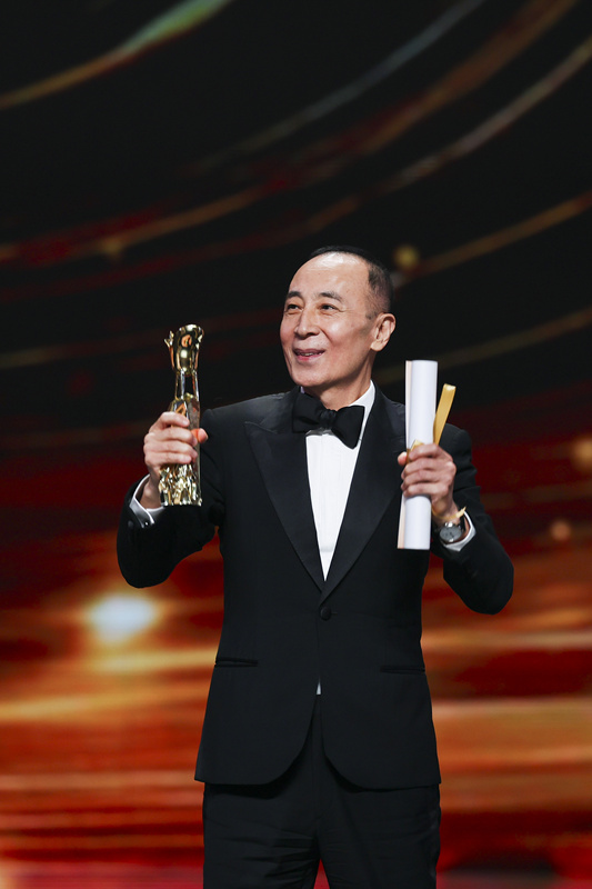 相隔十年，曹保平凭《脱缰者也》再获上影节最佳导演奖