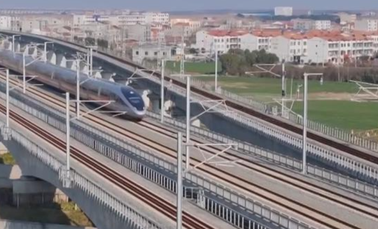 全国铁路7月1日实行新列车运行图：“旅游专线”串联景区