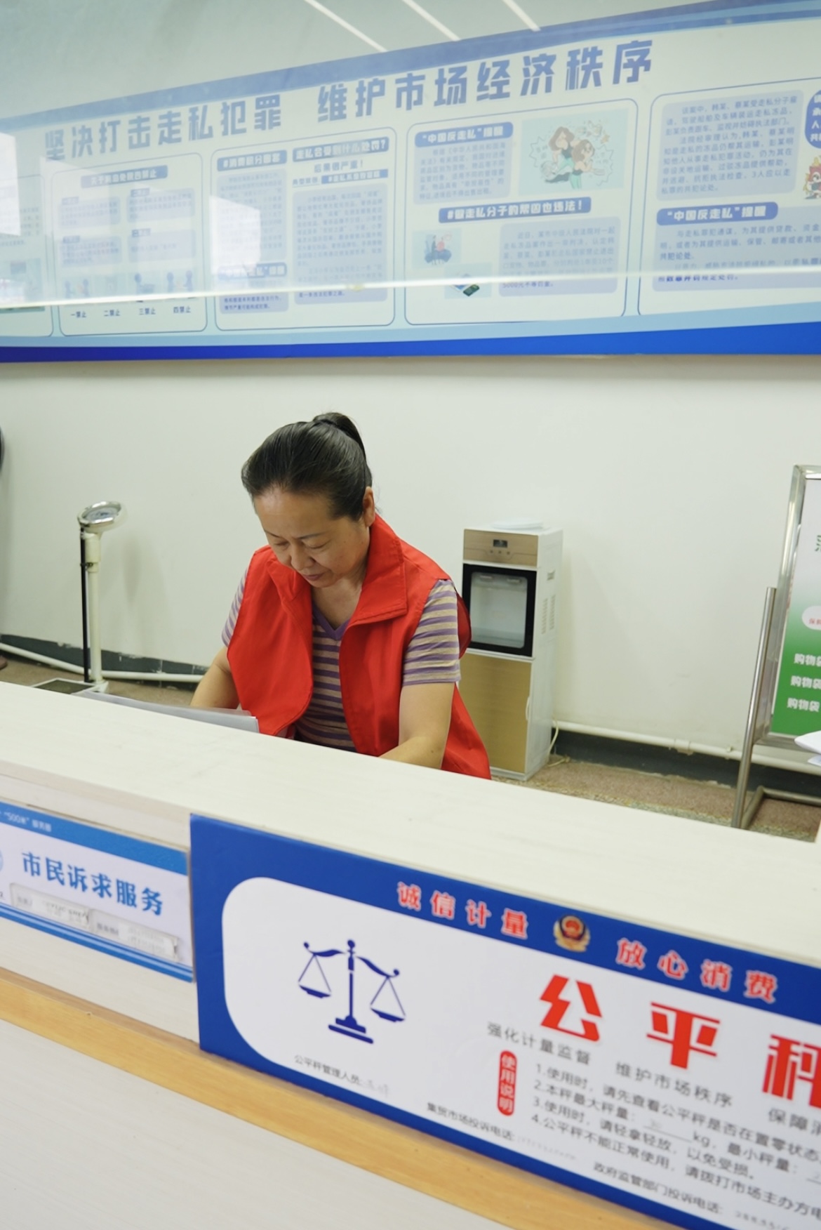 直击放心消费在淄博第一线｜鲁中蔬菜批发市场：诚信下的烟火气