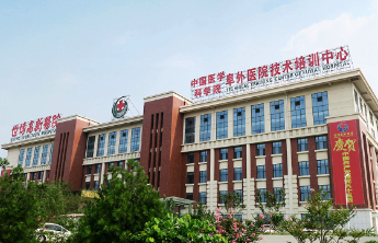 世博高新医院为72岁患者拆掉脑内“炸弹”