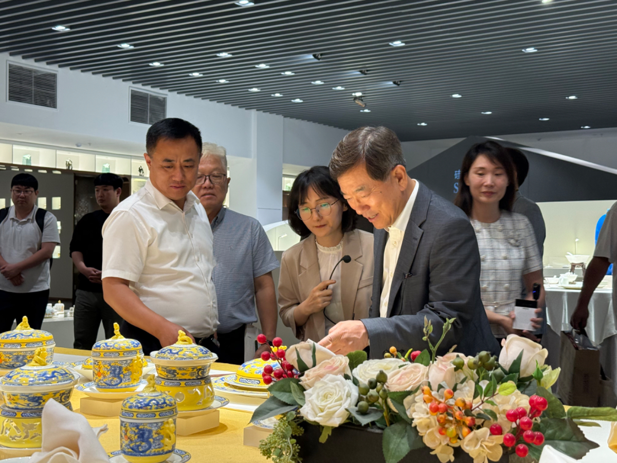 壹点图集｜中韩精细陶瓷产业交流合作活动在国瓷硅元举行