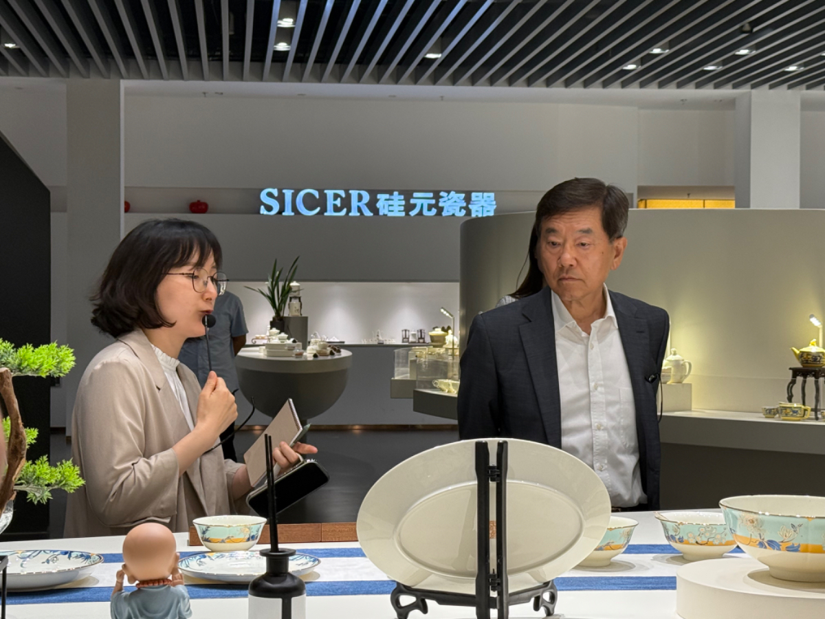 壹点图集｜中韩精细陶瓷产业交流合作活动在国瓷硅元举行