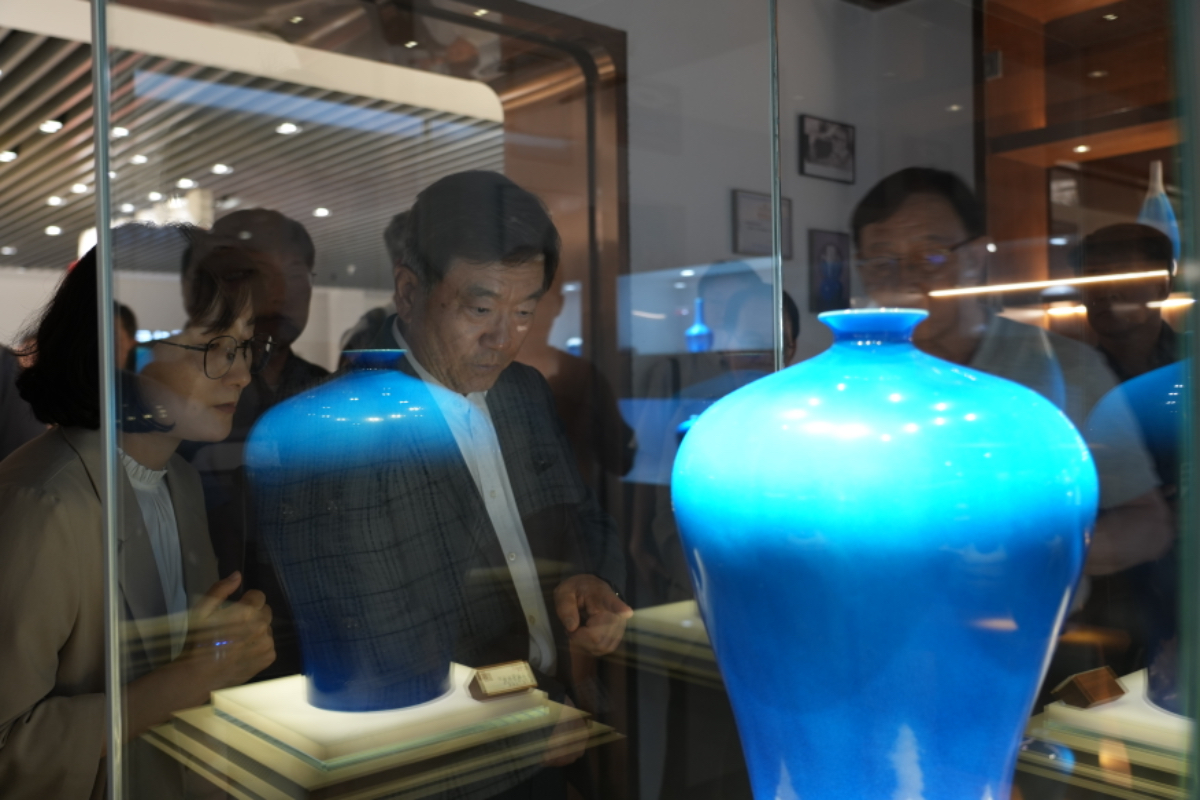 壹点图集｜中韩精细陶瓷产业交流合作活动在国瓷硅元举行