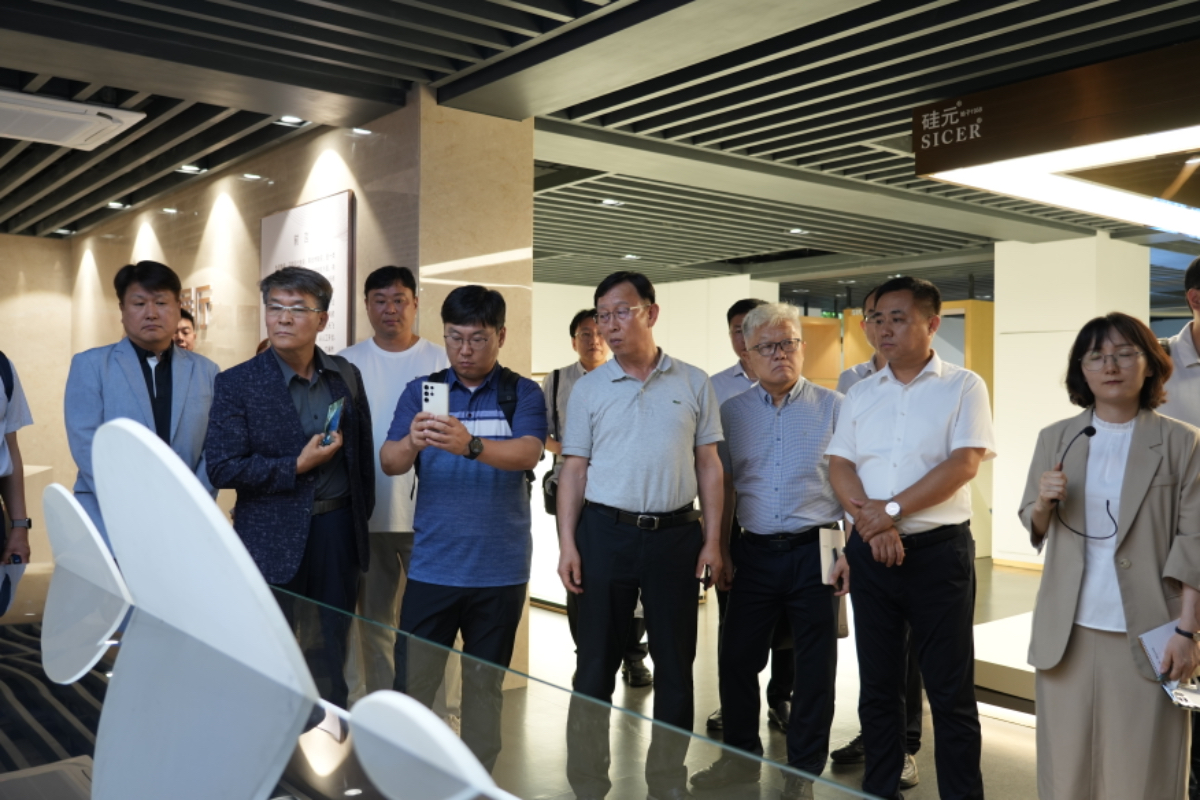 壹点图集｜中韩精细陶瓷产业交流合作活动在国瓷硅元举行